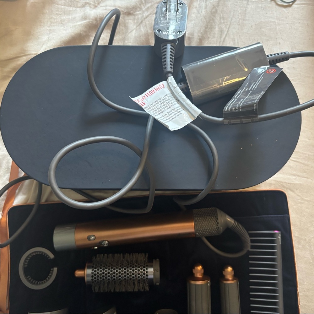 Dyson Airwrap Styling Set - Copper and Gray